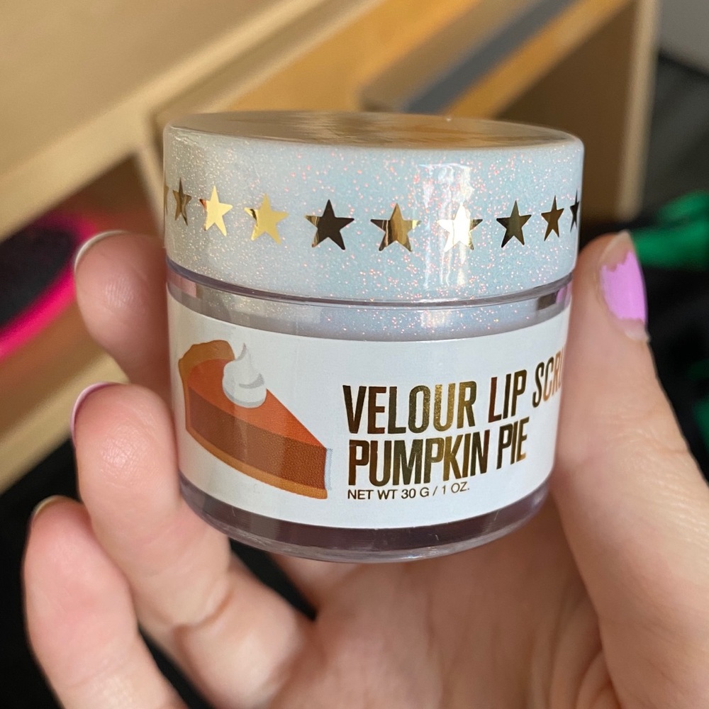 Jeffree Star Pumpkin Pie Velour Lip Scrub